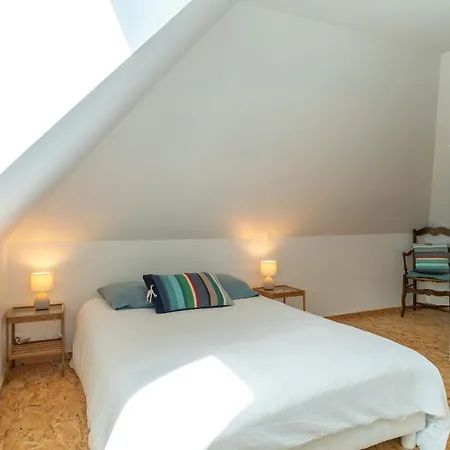 Semesterbostad Les Myosotis - Maison Typique Pour 12 Clohars-Carnoët